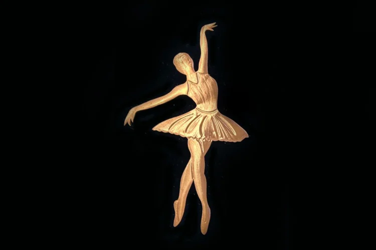 Figurative collection